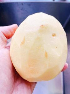 怎样削土豆皮又快又好_土豆去皮小窍门