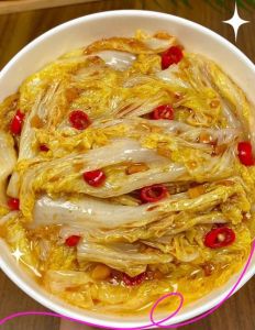 腌白菜的做法大全_腌白菜做法多，爽脆辣味选你爱！