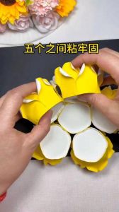 纸灯笼用纸杯怎么做手工制作_简单又好看的手工灯笼制作
