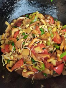 陕西烩麻食正宗做法_陕西特色麻食，手工搓制美味可口！