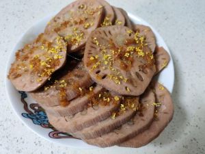 红糖莲藕的做法_香甜暖胃，简单易做