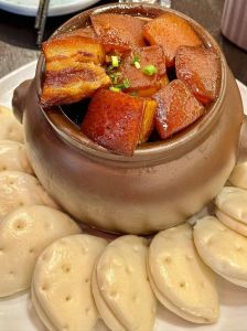四川坛子肉腌制肉_年货美味，软糯可口，自制更香浓！