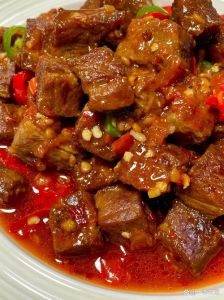 昭通清真红烧牛肉做法_家常红烧牛肉香浓软糯暖心胃