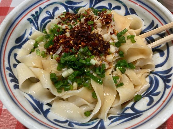 烩面肉卤的做法大全家常_选好料熬好汤,美味又方便! 烩面肉卤的做法大全家常_选好料熬好汤,美味又方便!