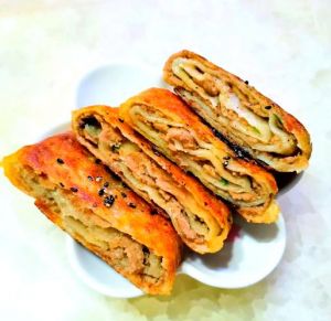 牛肉千层饼的制作方法_老北京牛肉千层饼，层层分明，劲道美味！