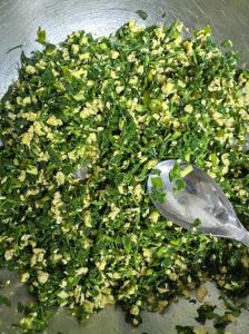 苜蓿鸡蛋饺子馅的做法_春季苜蓿鸡蛋饺，清热营养做法简单