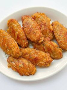 炸中翅的家常做法_中翅炸制酥脆做法