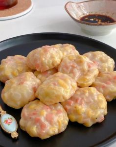 糯米蒸龙眼肉的家常做法_香甜软糯的团圆蒸菜