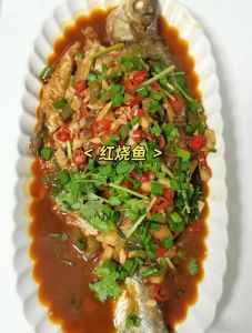 剁椒武昌鱼的做法_剁椒武昌鱼，鲜辣可口，汤汁泡饭绝了！