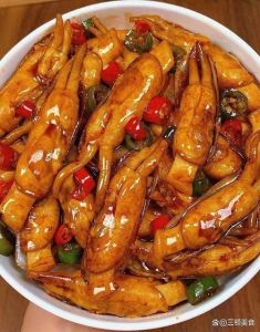 蛏子肉的做法家常做法_香辣炒蛏子，鲜美又营养！