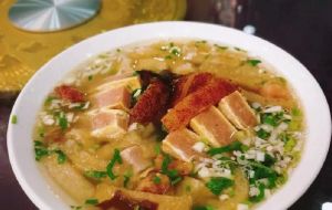 天水杂烩的家常做法_家常红烧肉炖粉皮，香酥入味营养好
