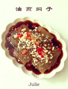炒肉焖子的家常做法_家常炒肉焖子，嫩滑入味！