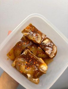 猪头冻的家常做法_选鲜焯拔煨冻，耐心做好冰凉爽滑！