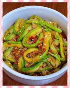 瓠子炒菜的做法_清爽美味！清炒瓠子简单易学