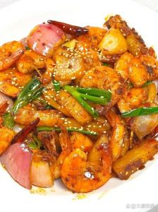 马虾的家常做法_蒸炒烧煮，鲜嫩美味！