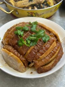 蜜汁扣肉的做法家常_肥瘦相间，香甜可口！