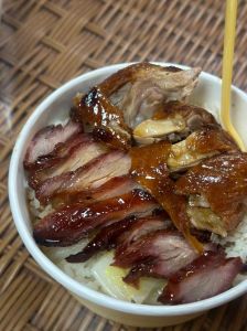烧鹅饭的家常做法_酥脆鹅肉配米饭，美味营养家常味