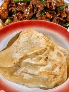 老式贴饼子的家常做法_老式贴饼子，带回忆的家常美味！