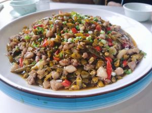 乐山泡椒兔的做法大全_鲜兔肉配泡姜椒，麻辣酥脆配米饭