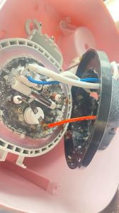 挂烫机加热管坏了怎么修_挂烫机不通电？插座电线查一查！