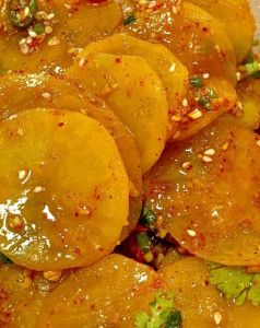土豆胡萝卜焯水几分钟熟_焯水时间看食材，土豆片1-2分钟，土豆丝胡萝卜丝约30秒至1分钟