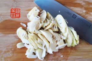 生咸肉微波炉几分钟熟_微波炉加热肉技巧，快又营养