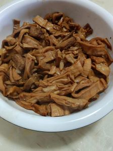 笋干炒肉片的笋干要焯水吗_笋干炒肉片，脆嫩鲜香，做法简单！