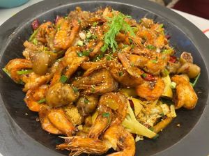 干锅虾中玉米配菜能炸么_炸炒玉米口感好