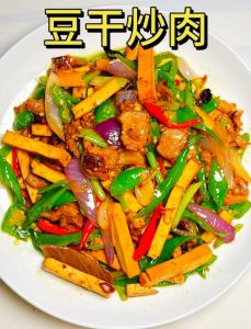 干豆角丝炒肉焯水几分钟_干豆角炒肉要不要焯水？3-5分钟口感佳，不焯水需煸炒焖煮