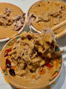 羊肉火锅麻酱蘸料_麻酱蘸料调配秘诀，解锁火锅新滋味！