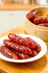 广味香肠是什么味道_咸甜交织，柴火烟熏，老少皆宜！