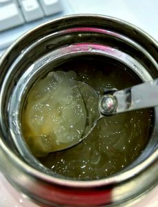 泡过的银耳用不用焯水_银耳焯水吗？看吃法决定口感营养