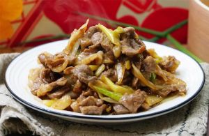 熟羊肉能做葱爆羊肉吗_葱爆熟羊肉，北京老味道，在家轻松做！