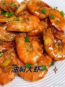 油焖大虾用放番茄酱吗_油焖大虾加番茄酱，酸甜可口，试下新做法！