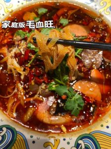 毛血旺做法家常配料_鸭血毛肚处理炒煮全攻略