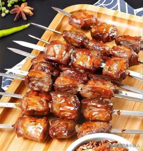油边肉最正宗的三个部位_肥瘦相间，多种美味做法