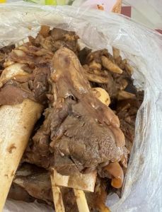 羊腿的10种家常做法_内蒙古草饲羊腿汤，清炖白萝卜，鲜嫩奶香