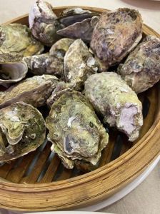 生蚝做法清蒸10分钟_灵魂蘸料蒸生蚝，鲜美做法全知道！