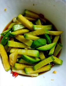 家常青萝卜腌制方法_酸辣酸甜蒜蓉版，超简单！