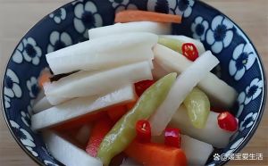 爽口酸辣萝卜条的做法_控水腌味，冷藏入味，风干调味