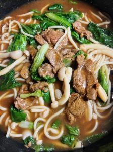 北京汆面锅儿挑和过水做法_鲜美羊肉汤，爽滑面食！