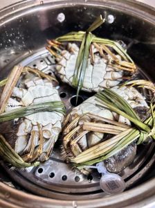 蒸螃蟹怎么蒸3.5两蒸多久_秋天蒸螃蟹，时间掌握好，蟹黄饱满肉鲜美！