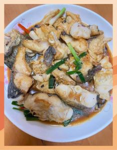 酱闷花鲢鱼的做法_酱焖大花鲢鱼，鲜美下饭！