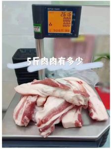 十斤肉要多少酱油腌制_生抽老抽配冰糖，腌晒入味好滋味！