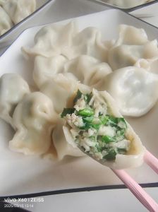 鲅鱼白菜馅水饺的做法_鲜嫩多汁，胶东特色！