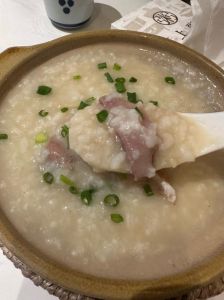 正宗牛肉粥的做法大全_炽陶釜熬粥，白萝卜牛肉粥这样做