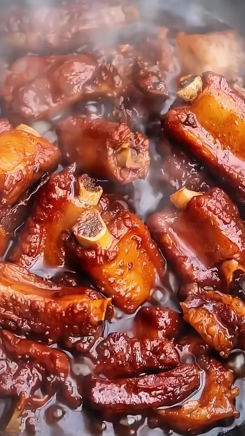 排骨焖饭电饭煲做法_焖排骨饭超简单，新手一次成功！