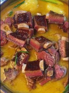 烟熏腊排骨家常做法大全_咸香独特，多种吃法超美味