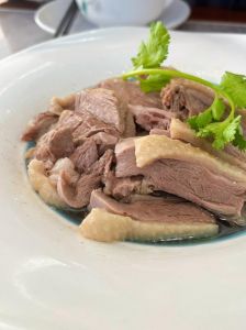 家常鹅最简单做法_鹅肉炖五花肉鲜嫩营养