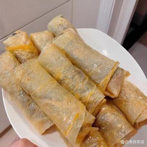 素烧鹅家常做法_豆腐皮回软煎炸，搭配蒸山药杏鲍菇